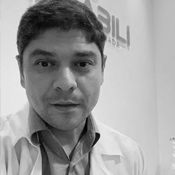 Dr. Marcelo Dalla Bernardina de Almeida